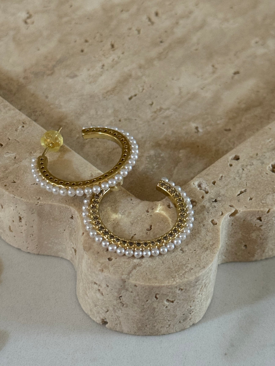 Indy Pearl Hoops