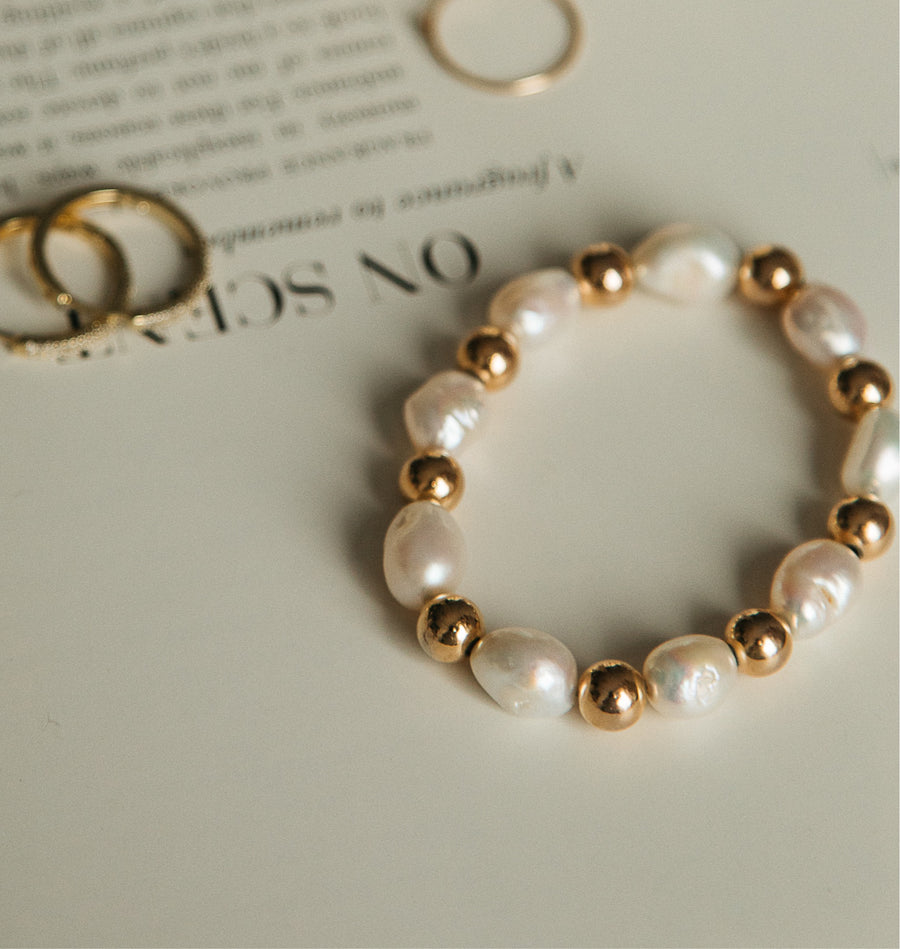Chelsea Pearl Bracelet